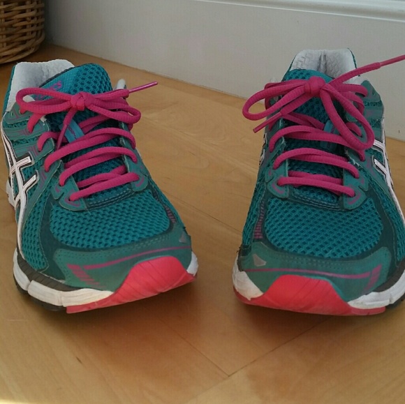 Asics GT-2000 gel, womans sneaker - Picture 2 of 6